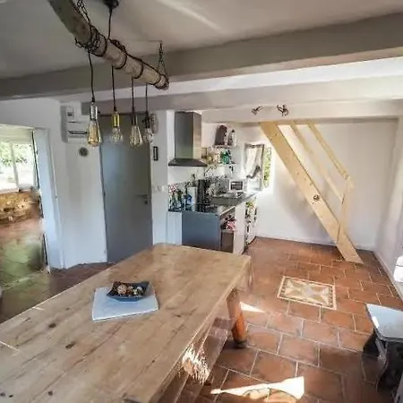Ferienhaus Mazet Dans Les Bois Cornillon
